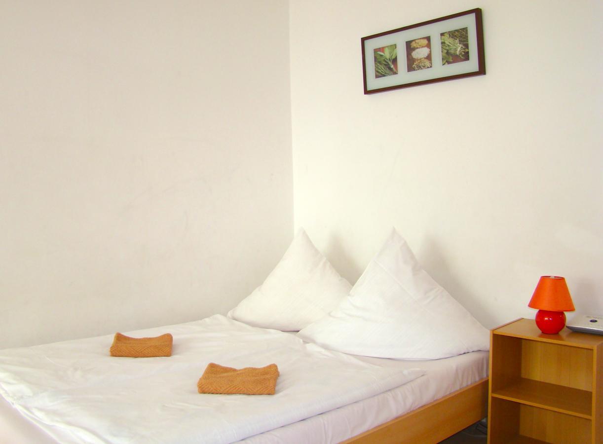 ברלין Rooms & Apartments Near Zoologischer Garten מראה חיצוני תמונה